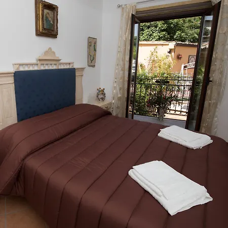 Cannatella's Mansion Alojamento de Acomodação e Pequeno-almoço Palermo