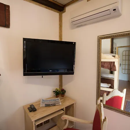 Alojamento de Acomodação e Pequeno-almoço Cannatella's Mansion