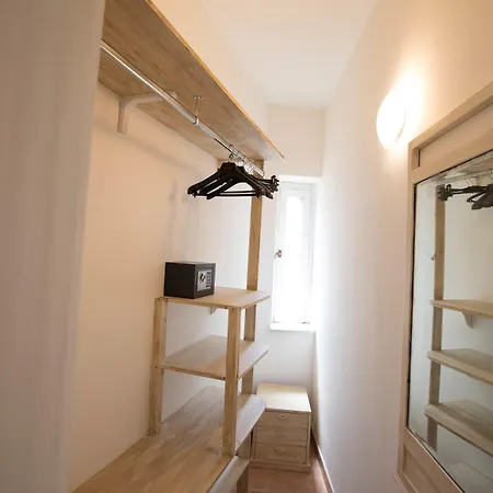 Alojamento de Acomodação e Pequeno-almoço Cannatella's Mansion Palermo