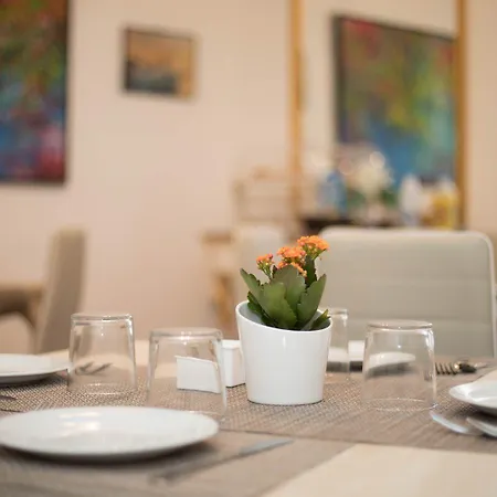 Alojamento de Acomodação e Pequeno-almoço Cannatella's Mansion