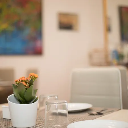 Cannatella's Mansion Alojamento de Acomodação e Pequeno-almoço Palermo