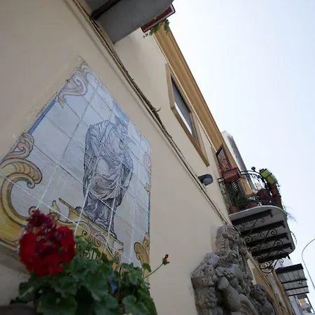 Alojamento de Acomodação e Pequeno-almoço Cannatella's Mansion 3*