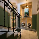 ベッド・アンド・ブレックファスト Cannatella's Mansion