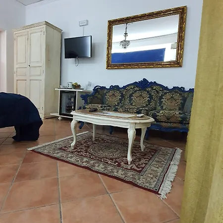 Cannatella's Mansion Bed & Breakfast 4*